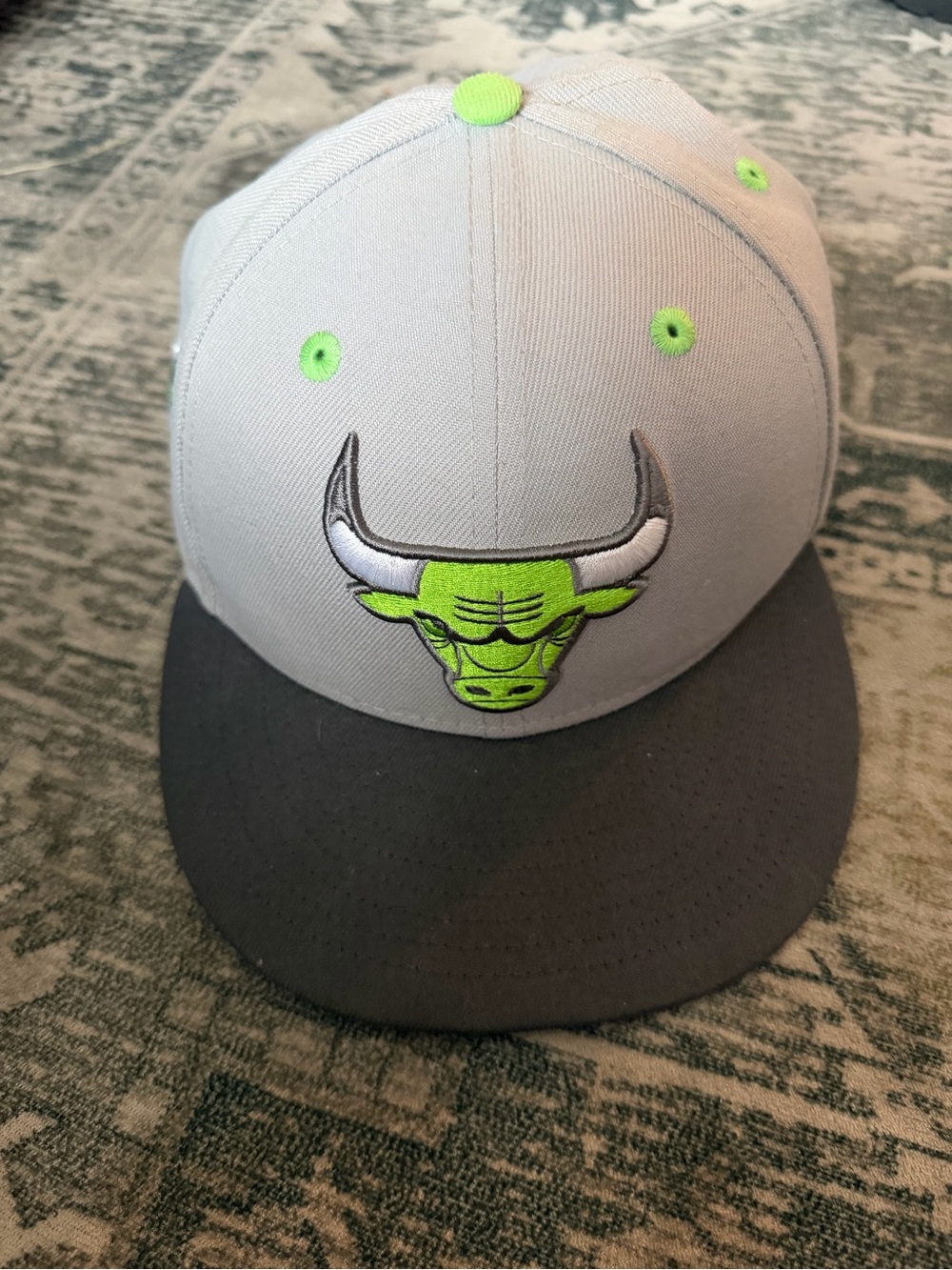 New Era 9FIFTY Chicago Bulls cap from the "Green Bean" sneaker hook collection